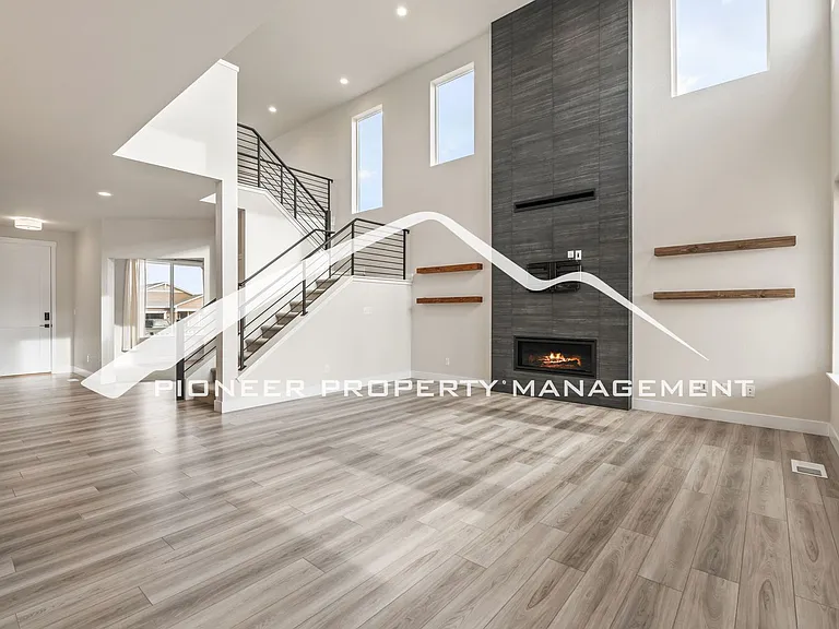 9304 Bugaboo Dr — Photo 4