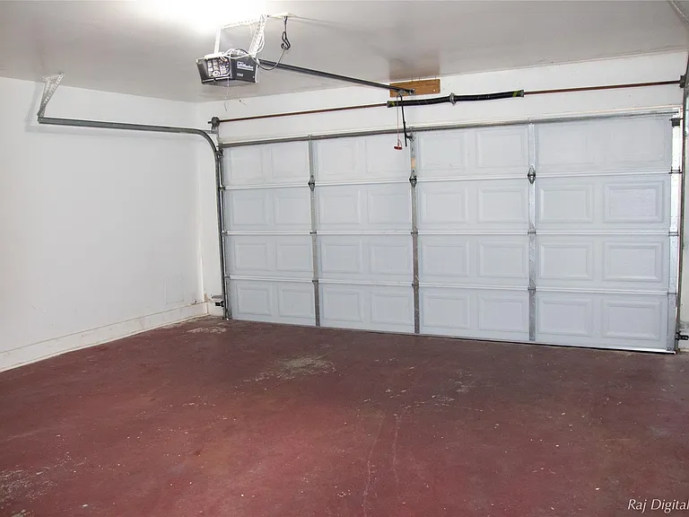 4918 Pinder Ln — Photo 13