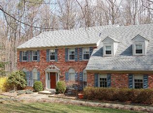 11234 Cranbrook Ln, Oakton, VA 22124