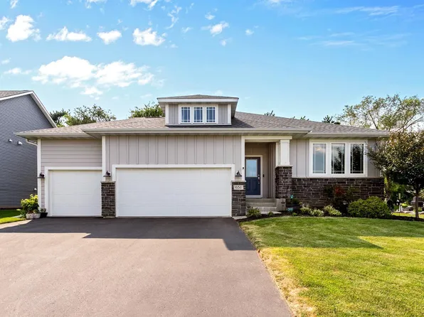 651 Elizabeth Way, Hudson, WI 54016