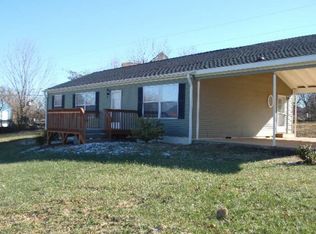 5 Honey Skipper Ln, Candler, NC 28715