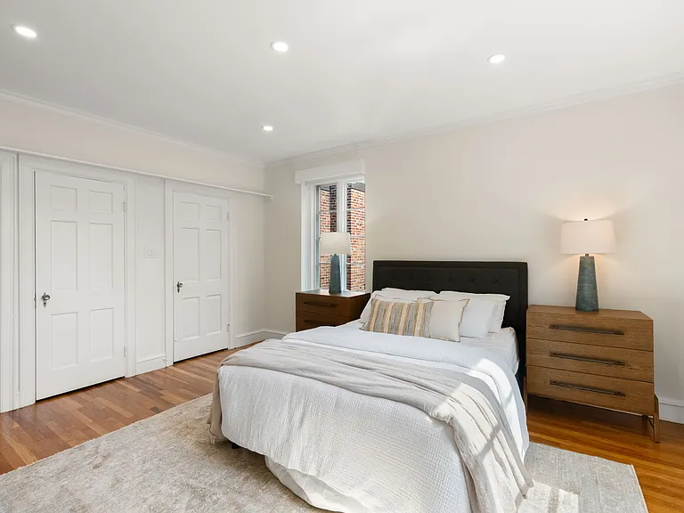 15 Monmouth Ct #5 — Photo 12