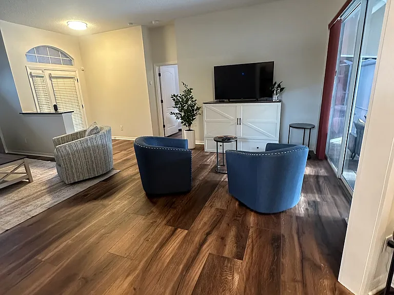 8960 Huntington Pointe Dr — Photo 14