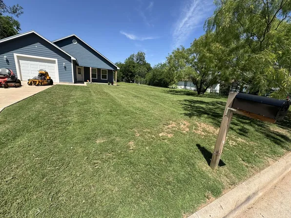 1242 Pecan St, Abilene, TX 79602