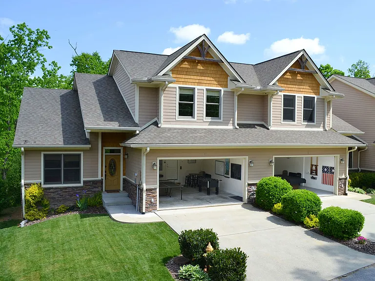 35 Winter Hawk Dr — Photo 14