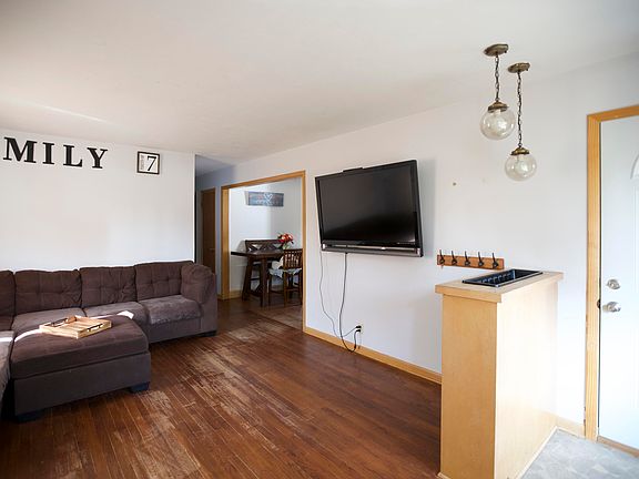 4th image of 2314 Avenue H