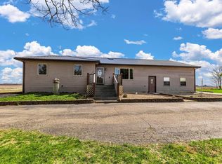 104 S Meridian Rd, Rochester, IN 46975