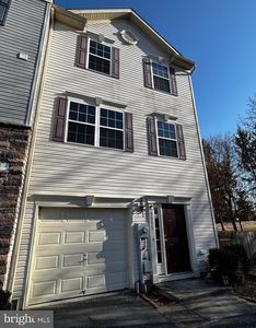 3351 Landmark Ct, Chambersburg, PA, 17201