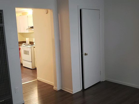4th image of 5747 Chesapeake Blvd #A