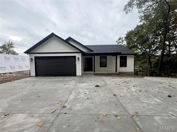 10967 Village Dr W, Foristell, MO 63348