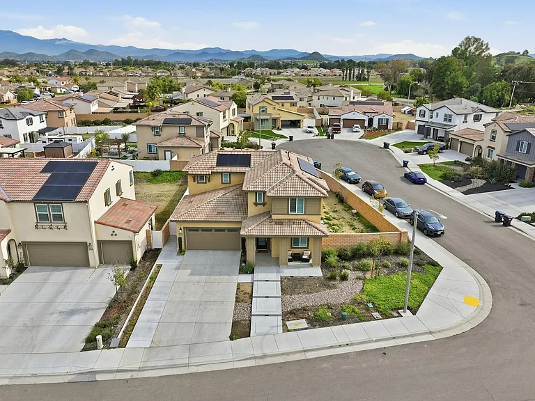30994 Douglas Crest Cir — Photo 35