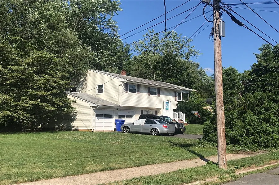 1491 Fela Ave photo 1