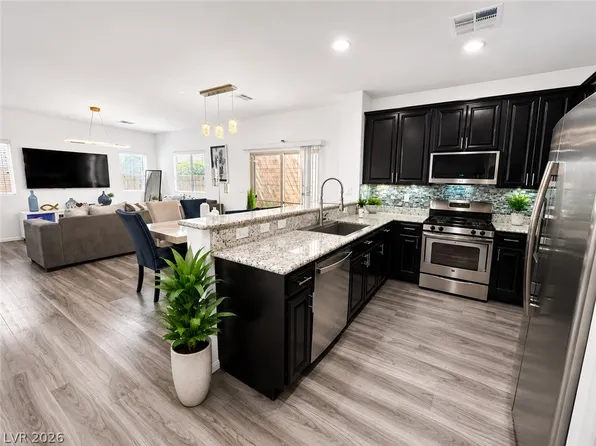 7605 Reveal Ct, Las Vegas, NV 89149