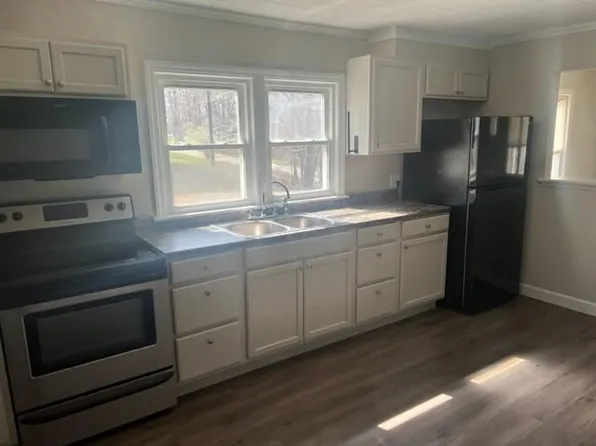 459 Wiggins Rd, Mooresville, NC 28115