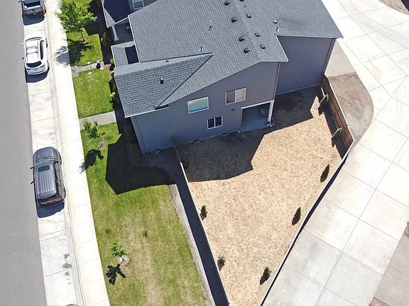 4th image of 2945 S Jasper Dr