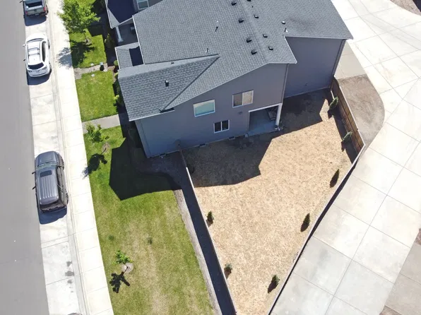 2945 S Jasper Dr, Cornelius, OR 97113