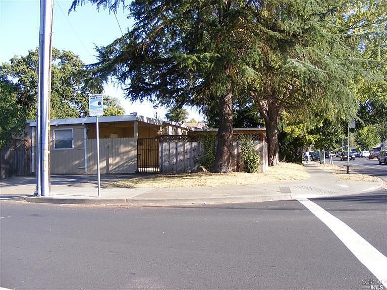 1st image of 3698 Jefferson St