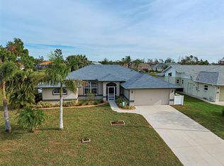 76 Mariner Ln, Rotonda West, FL 33947
