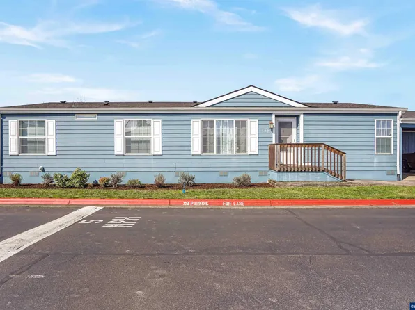 1015 Oak St Unit 109, Silverton, OR 97381