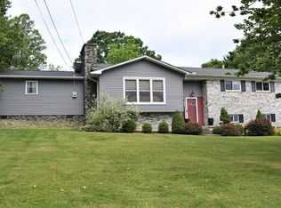 909 Teel Rd, Beckley, WV 25801