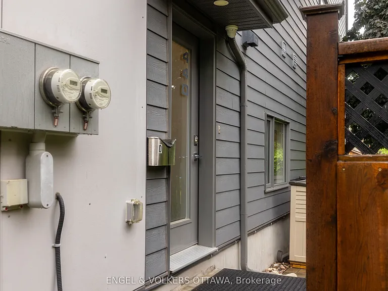 44 Byron Ave #D — Photo 5