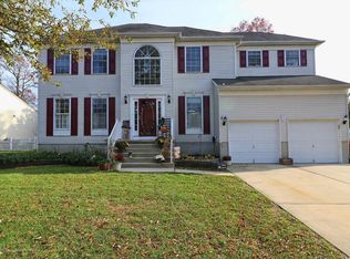 23 Pacific Ave, Bayville, NJ 08721