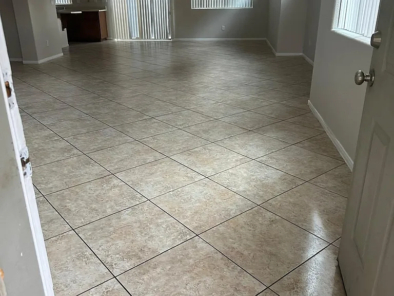 3435 Bella Valencia Ct — Photo 4