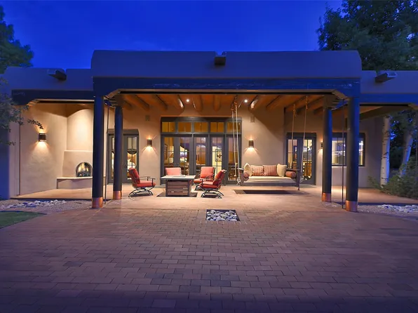 132 Thundercloud Rd, Santa Fe, NM 87506