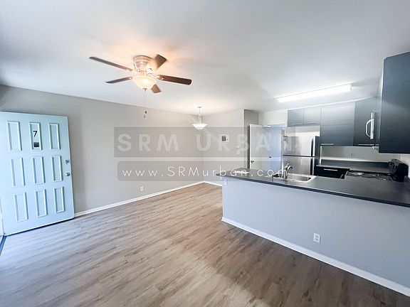3rd image of 3927 Mississippi St APT 7