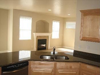 4th image of 2835 Silverbrook Ct