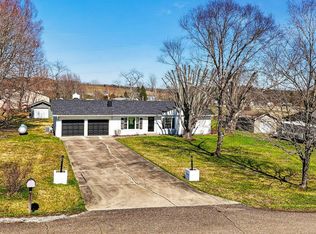 106 Amby Ln, Vinton, OH 45686