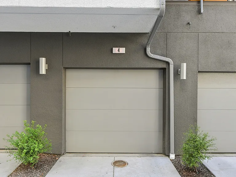 3027 Manuel St #4 — Photo 35