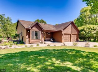 30155 Palm St NW, Cambridge, MN 55008