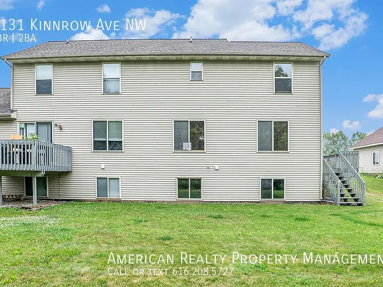 2131 Kinnrow Ave NW — Photo 14