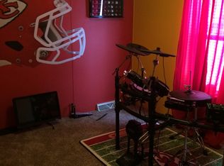 910 E 7th St, Webster, SD 57274