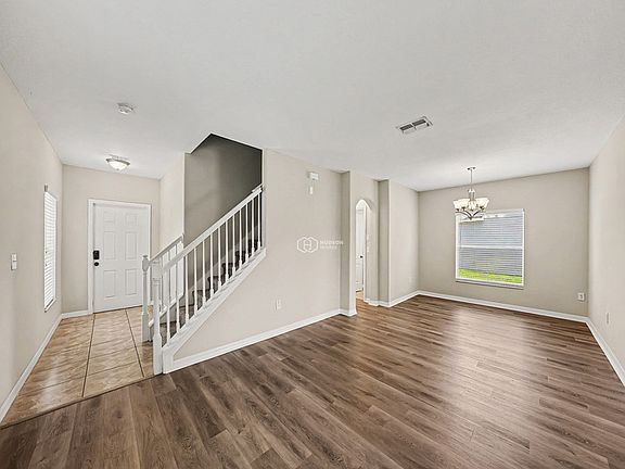 3rd image of 1941 Hawks View Dr
