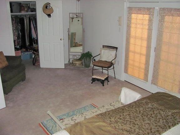 4th image of 201 Saint Agnes Dr