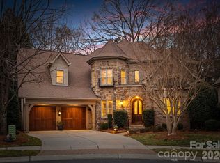 6708 Larrisa Ct, Charlotte, NC 28226