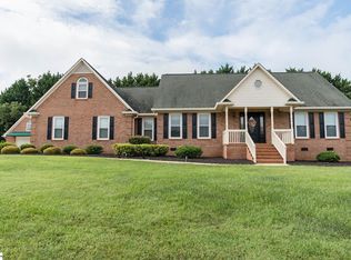 255 Mountain Range Rd, Boiling Springs, SC 29316