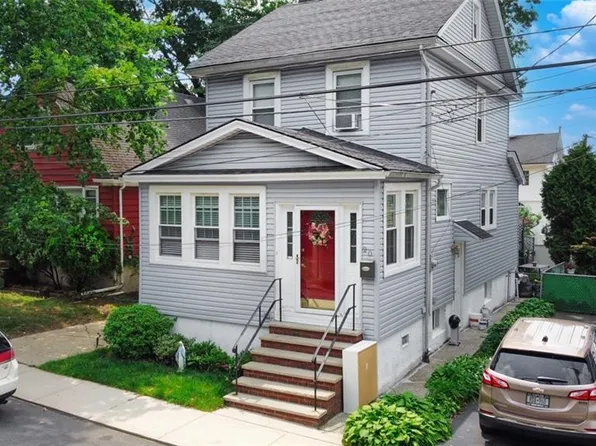 20 Clermont Pl, Staten Island, NY 10314