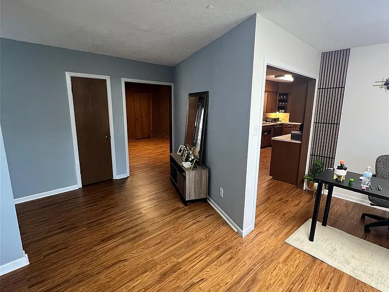 213 S FM 1660 — Photo 13