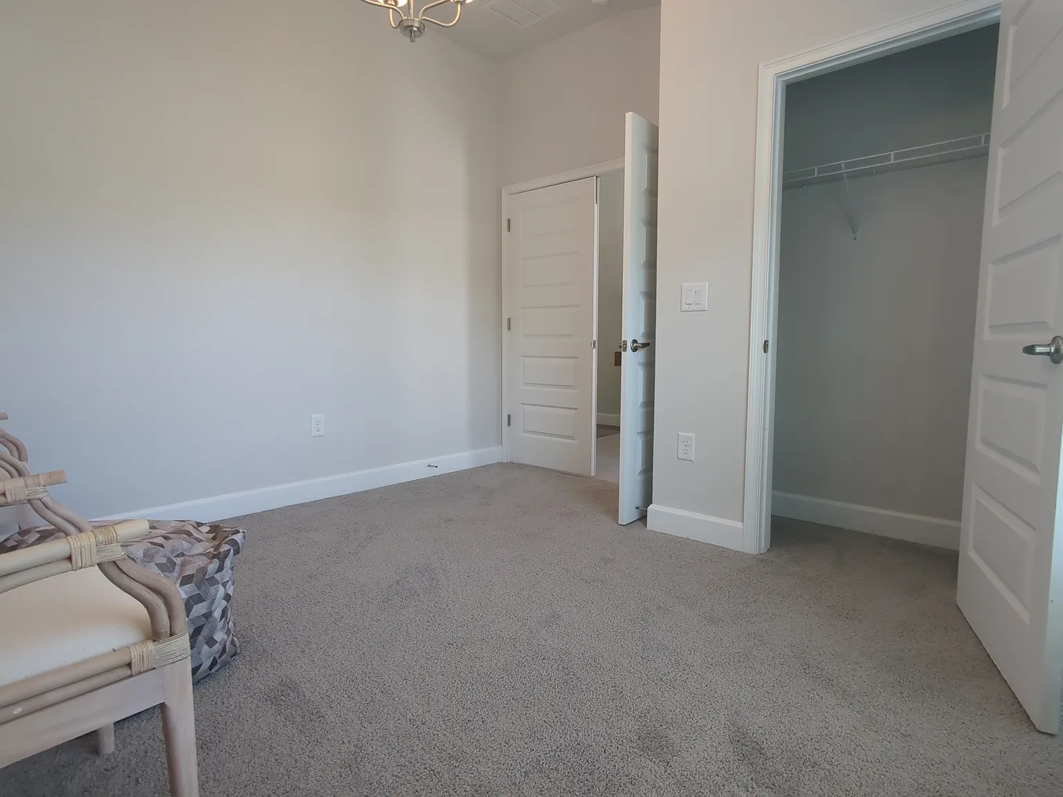 3 bed, 1820 sqft, $3,500 — Photo 4