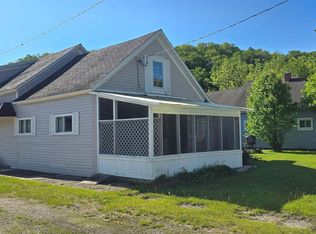 520 New St, Whalan, MN 55949