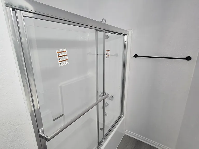 5531 Corteen Pl — Photo 7