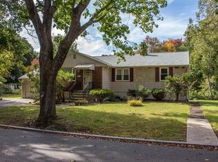 25 Kinnicutt Rd S, Worcester, MA 01602