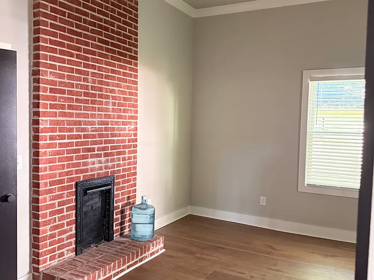557 Garner St — Photo 11