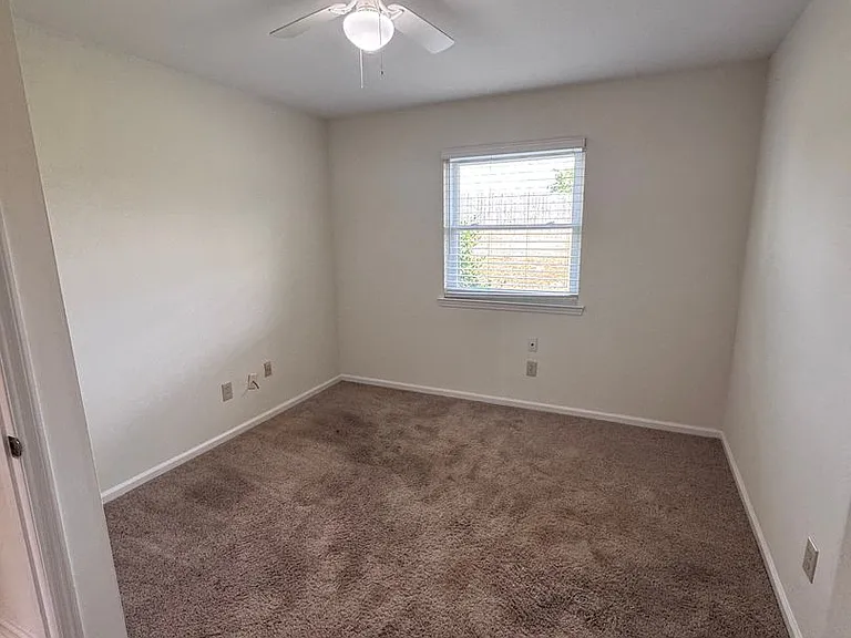 1115 Briar Creek Rd — Photo 50