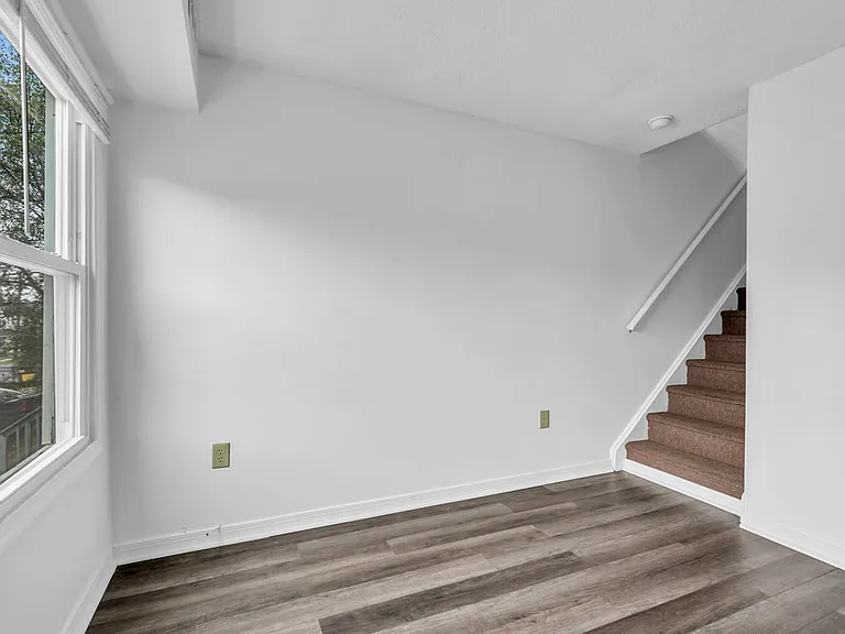 106 N 34th St #B — Photo 10