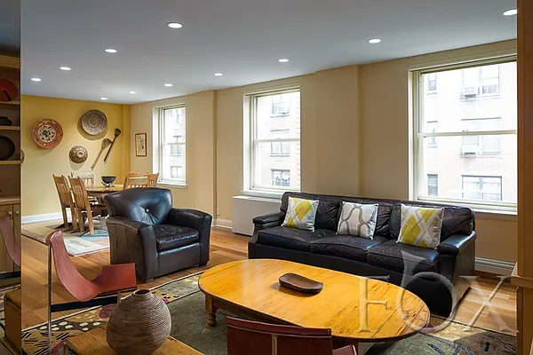 Sold by Fox Residential Group | media 10