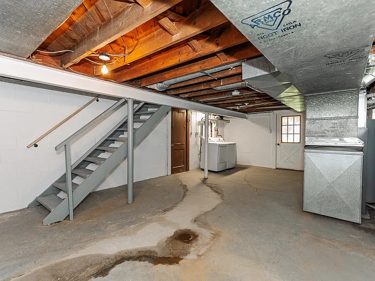 626 Ridgemont Dr — Photo 12